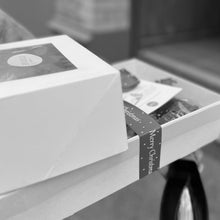 Load image into Gallery viewer, Delivery