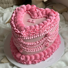 Load image into Gallery viewer, HEART Vintage Cakes