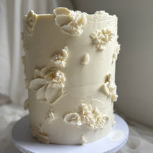 Load image into Gallery viewer, PALETTE KNIFE FLORAL CAKE double height (24-64 pax)