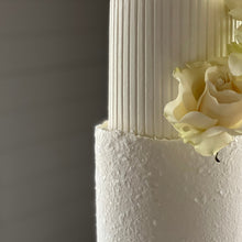 Load image into Gallery viewer, 2-Tier STUCCO & FLUTES CAKE (60 pax)