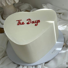 Load image into Gallery viewer, HEART Retro Cakes
