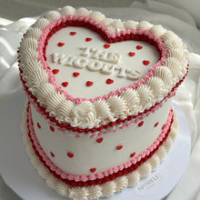 Load image into Gallery viewer, HEART Vintage Cakes