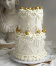 Load image into Gallery viewer, 2-Tier Ornate Round Vintage Cake