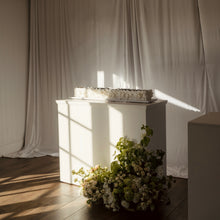 Load image into Gallery viewer, Long Table Cake