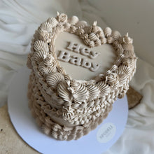 Load image into Gallery viewer, HEART Vintage Cakes