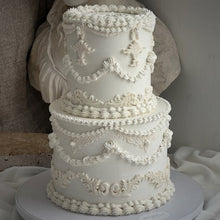Load image into Gallery viewer, 2-Tier Ornate Round Vintage Cake