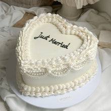 Load image into Gallery viewer, Romantic text detail on white vintage pearl cake with intricate piping