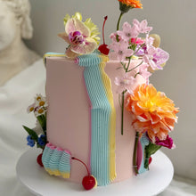 Load image into Gallery viewer, Close-up of hand piped buttercream and fresh florals on Love Story cake