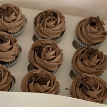 Load image into Gallery viewer, Box of chocolate cupcakes with chocolate buttercream swirls in Spodeli gift box