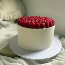 Load image into Gallery viewer, small scale fresh berry cake
