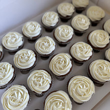 Load image into Gallery viewer, Cupcakes | Standard Swirl
