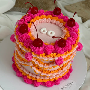 ROUND Vintage Cakes