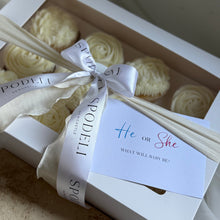 Load image into Gallery viewer, Gender Reveal Cupcakes (6)
