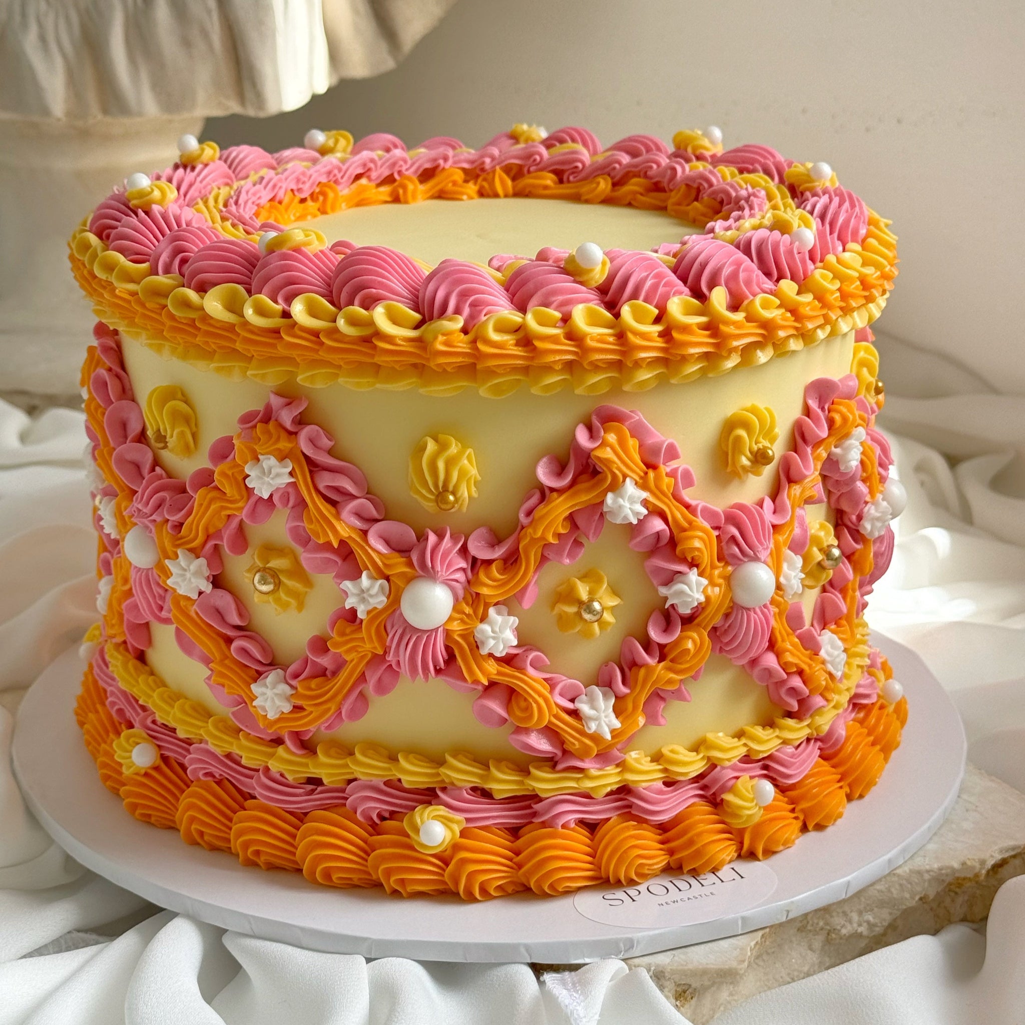 Round Rec Cake ROUND Vintage Cakes – Spodeli Newcastle