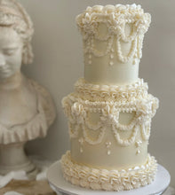 Load image into Gallery viewer, 2 Tier MINI ROUND Vintage Cake 4&quot; | 6&quot;
