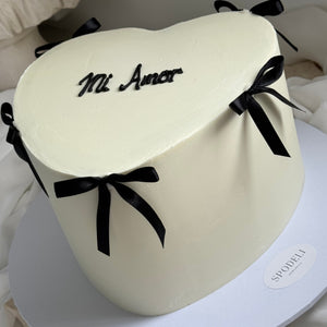 HEART Retro Cakes
