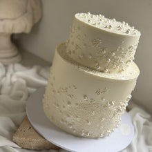 Load image into Gallery viewer, 2T Pearl Cake 5&quot; 7&quot; (40 pax) or 6&quot; 8&quot; (60 pax)
