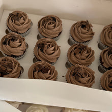 Load image into Gallery viewer, Cupcakes | Chocolate
