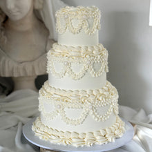 Load image into Gallery viewer, 3-Tier VINTAGE ROUND CAKES (56-230 pax)
