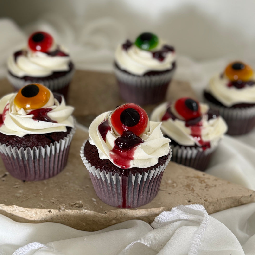 6 x Halloween Cupcakes RED VELVET BLOODY EYE BALLS