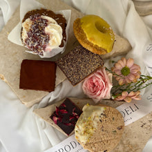 Load image into Gallery viewer, Mother’s Day GLUTEN FREE Dessert Gift Box (Pre Order)
