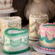 Load image into Gallery viewer, Round Vintage Cakes
