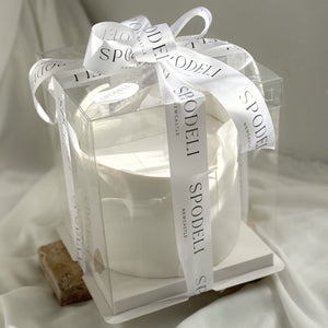 Elopement Love Cake (12-32 pax)