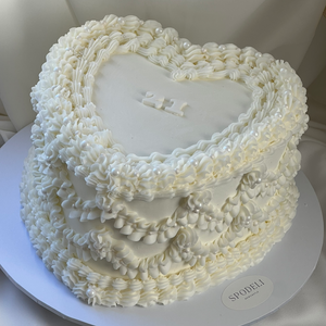 Vintage LUXE Pearl HEART Cakes⎟white on white