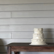 Load image into Gallery viewer, 3-Tier VINTAGE ROUND CAKES (56-230 pax)
