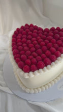 Load and play video in Gallery viewer, Fresh Berry HEART CAKE

