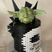 Sculpted Yoda and Pink Floyd inspired cake displayed as part of Spodeli’s One-Off Archive